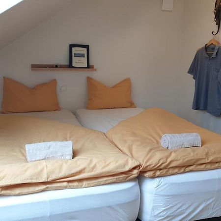 Slow Travel Myvatn - Þufa - Private Homestay ภายนอก รูปภาพ