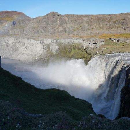 Slow Travel Myvatn - Þufa - Private Homestay ภายนอก รูปภาพ