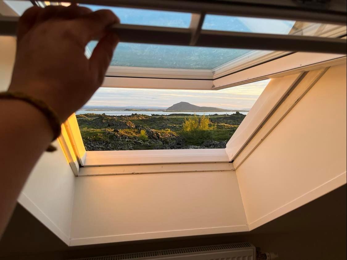 Slow Travel Myvatn - Þufa - Private Homestay ภายนอก รูปภาพ
